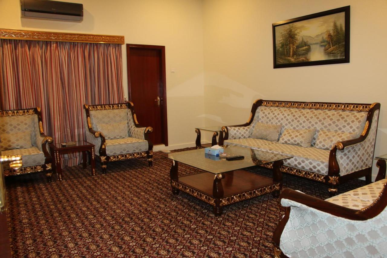 Indus Hotel Haydarabad Dış mekan fotoğraf